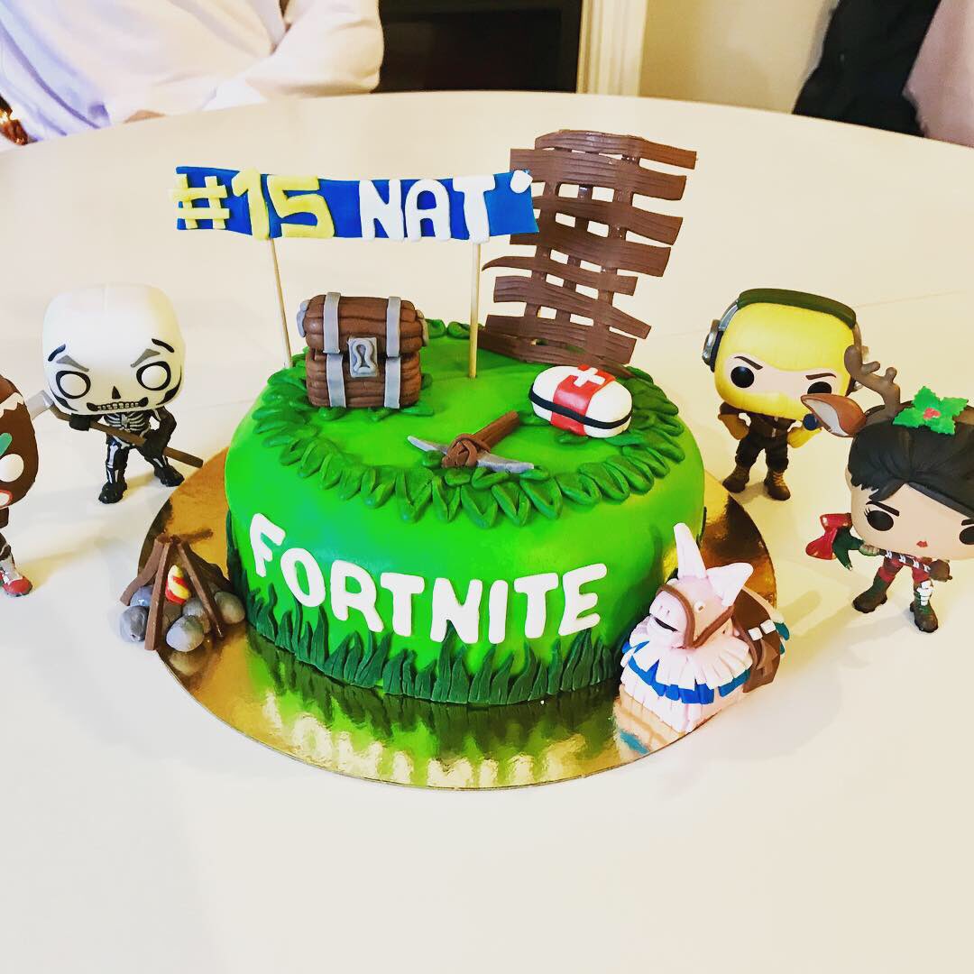 Margaux Guillot On Twitter Fortnite Design Cake Happy - margaux guillot on twitter fortnite design cake happy birthday little brother nathan glt 15ans mollycake ganache carambar anjoutalents