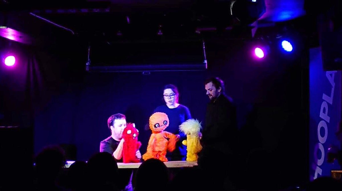 We had a big bucket of fun in last nights in our first show of the year. We went to space in a faulty barbershop chair! Ace sets from Gamez, <a href="/MusicBoxImprov/">Music Box Improv</a> &amp; <a href="/dnayscomedy/">Do Not Adjust Your Stage</a> thanks for having us <a href="/hooplaimpro/">Hoopla Impro</a> #london #improv #comedy #puppets