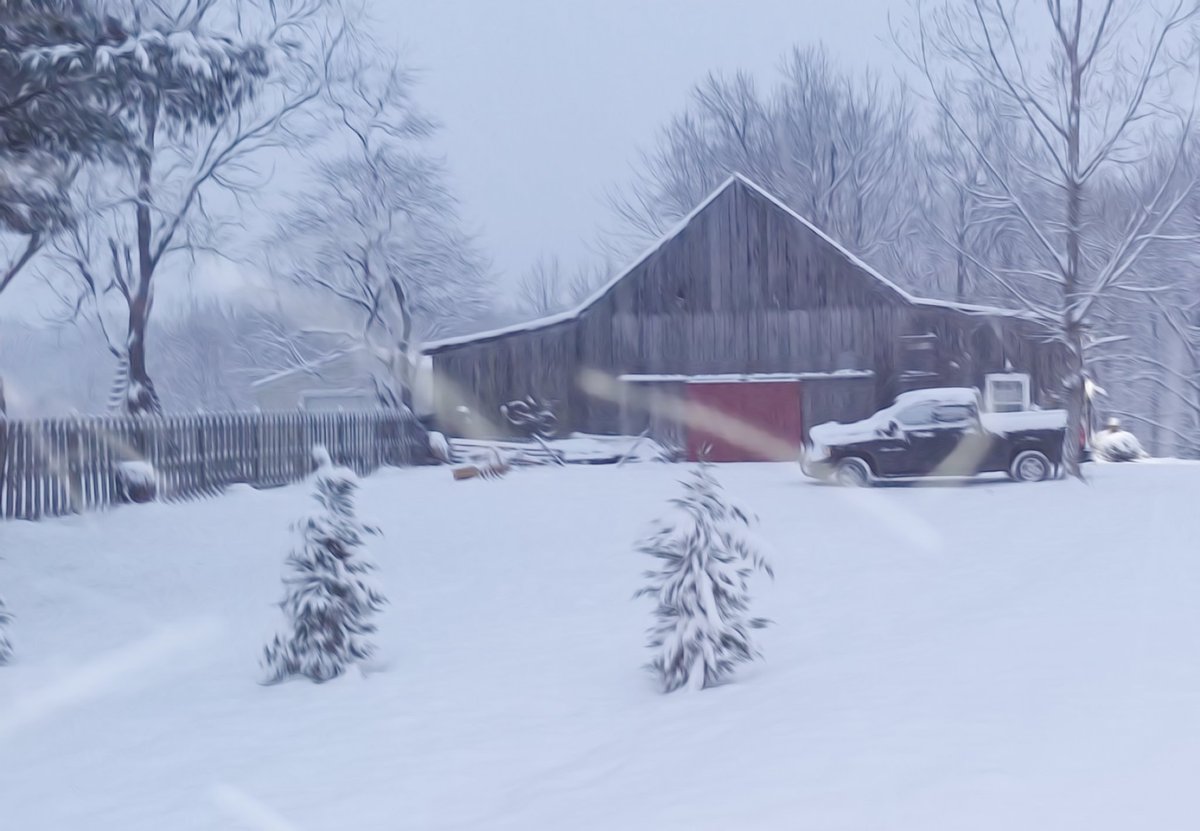 AnnaB264's tweet photo. Upper Marlboro early this morning. #wusa9weather #snowbarn https://t.co/sWT8XLI7zm