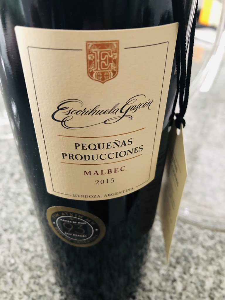 santicoyante's tweet photo. Excelentes vinos que acompañaron estas semanas.. gracias @VinotecaMRWines por la recomendación de los 3 vinos de cómo ir tomándolos 👏🏼👏🏼 https://t.co/eOjnuKAcQl