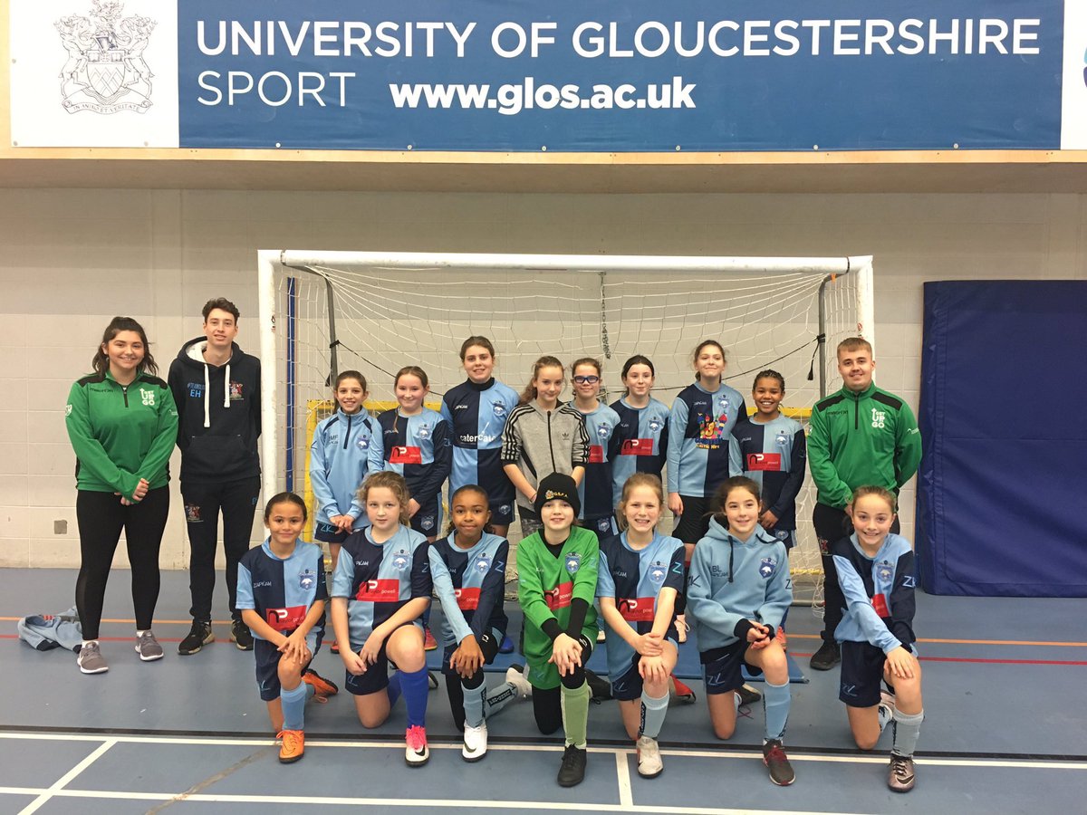 UoGSport's tweet image. A great start this weekend to this months futsal sessions, with our key partner @glos_girl_footy ⚽️ Some great sessions provided by our university student activators...well done to all teams and students involved 👍🏻👏🏻 #FAUniversityGrassrootsHubs #StudentWorkforce