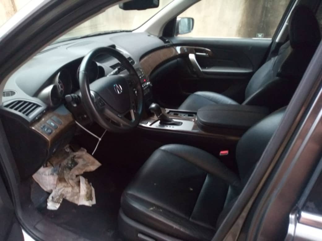 ChikeOnyema's tweet photo. Acura MDX 2012 with 106 mileage for sale. Shipped in from Chicago and cleared from wharf. Car is presently in Lagos 🇳🇬. Interested buyer should DM for business. Please 🙏, help Retweet my buyer might be on ur TL https://t.co/rzWT1MqOUp