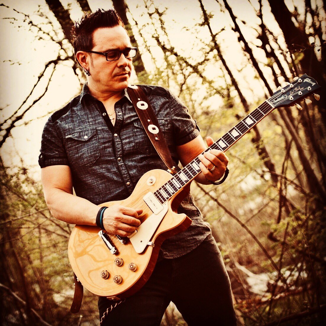 PatrickJamesBnd's tweet image. Melody Man Out Now On all Digital Platforms !!! 
#PatrickJames Band #PJBNashville !!
Saddle Up Kids There’s Gonna be a whole lotta RNR in Potown On March 10th At The Chance in Poughkeepsie Ny March 10th #Jackyl #PatrickJamesBand 🤘👊🎼👊🤘!!!