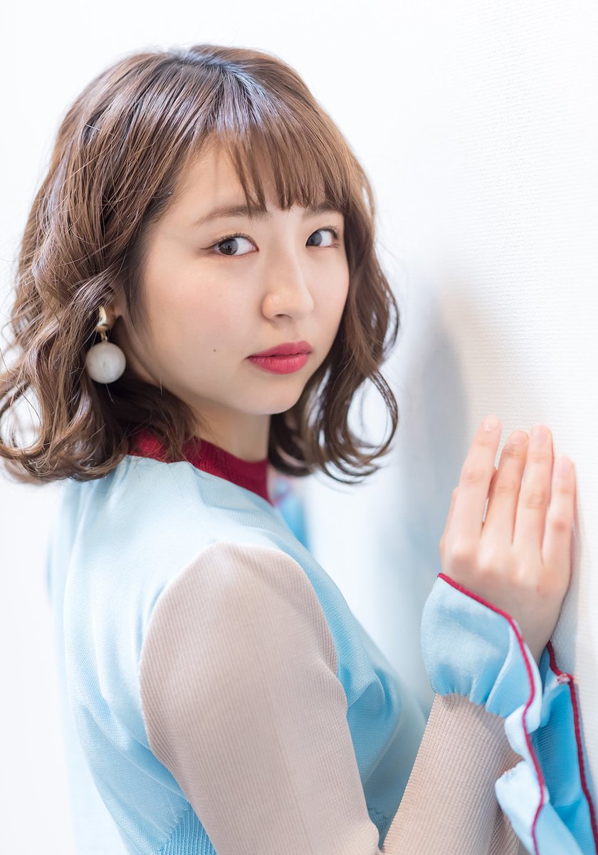 rbridge1122's tweet image. 12/16 forTuneイベント＠都内某所⑤
香帆ちゃん、ホント諸々凄いレベルアップしたなーって思います♪
指先まで気を配ってるの、ステキというかスキ😍
#TPD2018 #TPD2019 #浜崎香帆 #HeyGirls