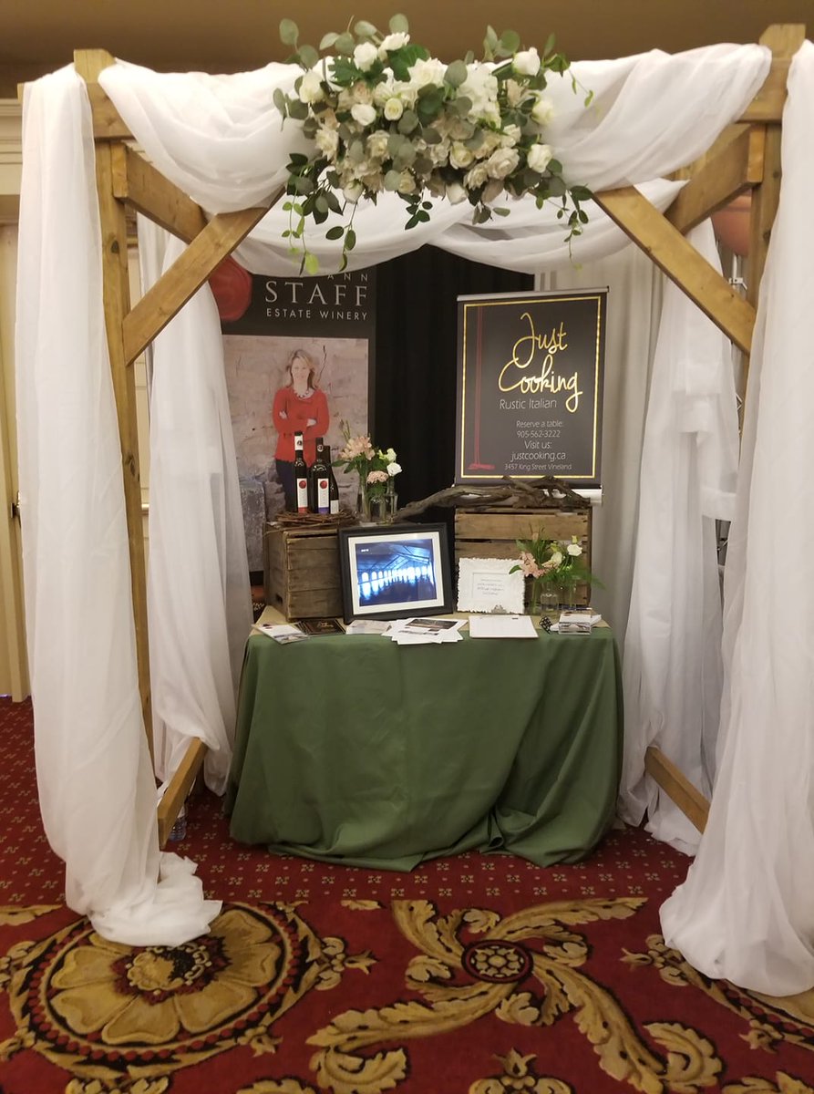 SueAnnStaff's tweet photo. Getting ready for @TheTwentyValley #WinterWineFest in Jordan, @NiagaraWineFest #IcewineFest Discovery Pass here at the winery, and @TopWeddingShows Niagara Wedding Show in St. Catharines! It's an awesomely busy weekend here in Niagara! #visitniagara #winecountryON #onlyincanadaeh https://t.co/jtCIhqJ1sn