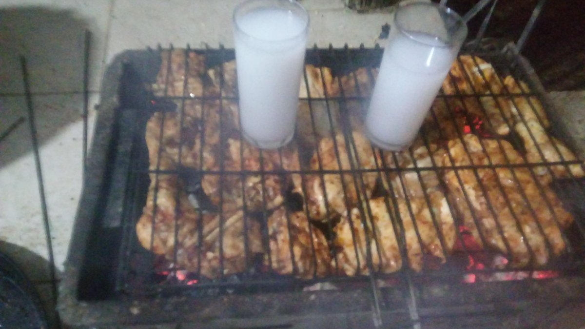 Hava soğuk rakı soğuk anca böyle ısıtıyoruz😋😋😋😋😋🚀