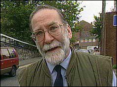 On This Day In 2004, Harold Shipman, the former GP who is believed to have killed more than 200 people, was found dead in his Wakefield prison cell. He was found at 0620GMT, hanging by a bed sheet.
#OnThisDay   #WakefieldPrison  #SerialKillerFoundDead   #HaroldShipman