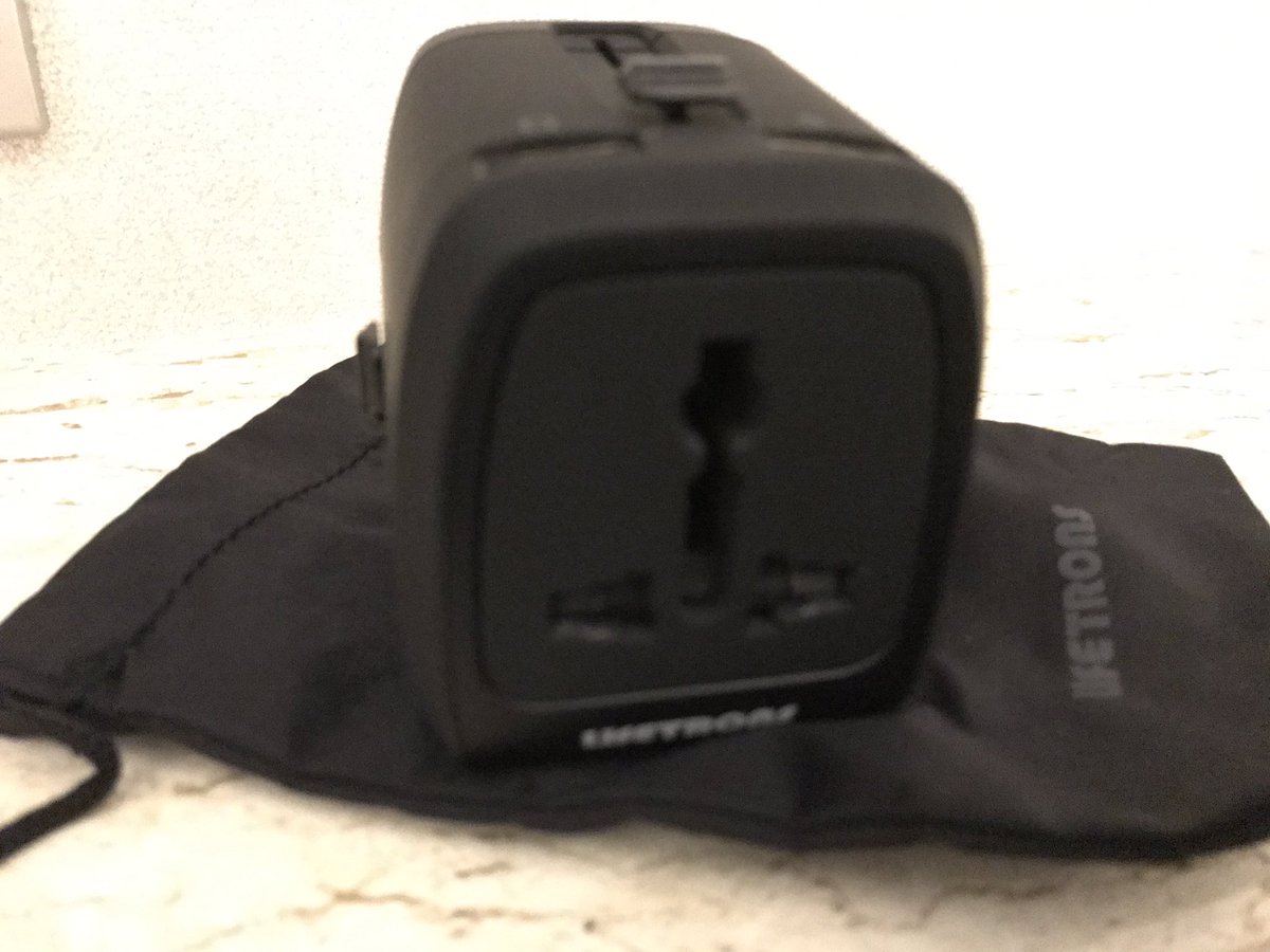 MarcDentDj's tweet photo. @cathaypacific what a disappointment; i bought this charger inflight on a CX duty free flight under huge recommendation by a cabin crew(cant recall when as I dont keep receipts of inflight purchases) and its miserably failing already.even if not your brand then why push it??👎🏻👎🏻 https://t.co/SthLAr2kpo