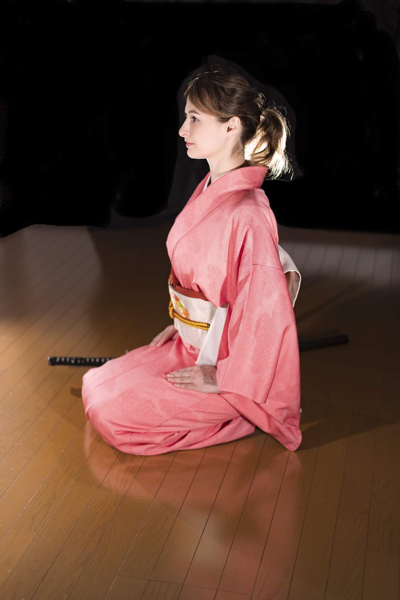 麻裡阿 Ar Twitter 稽古は開始しました カメラは船木さん 着物 着物美人 着物が好きな人と繋がりたい 刀 殺陣 作品作り 東京 ポートレート 写真好きな人と繋がりたい カメラマンと繋がりたい 外国人モデル 被写体 スチールモデル ファッションモデル