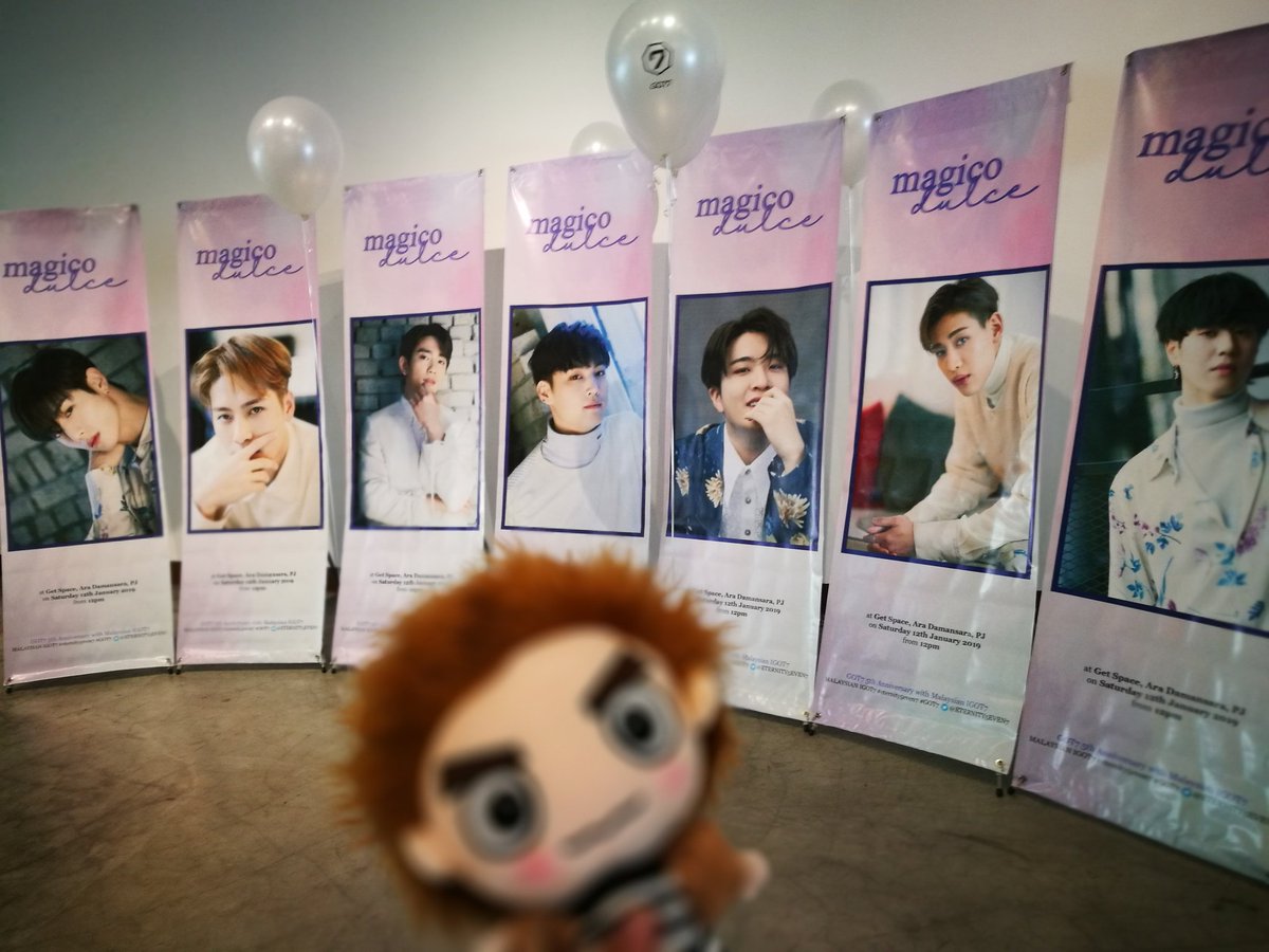 dVaAdiba's tweet photo. Thanks @eternity5even7 for the love 💚
@GOT7Official  #GOT7 https://t.co/RNzIPobfvL