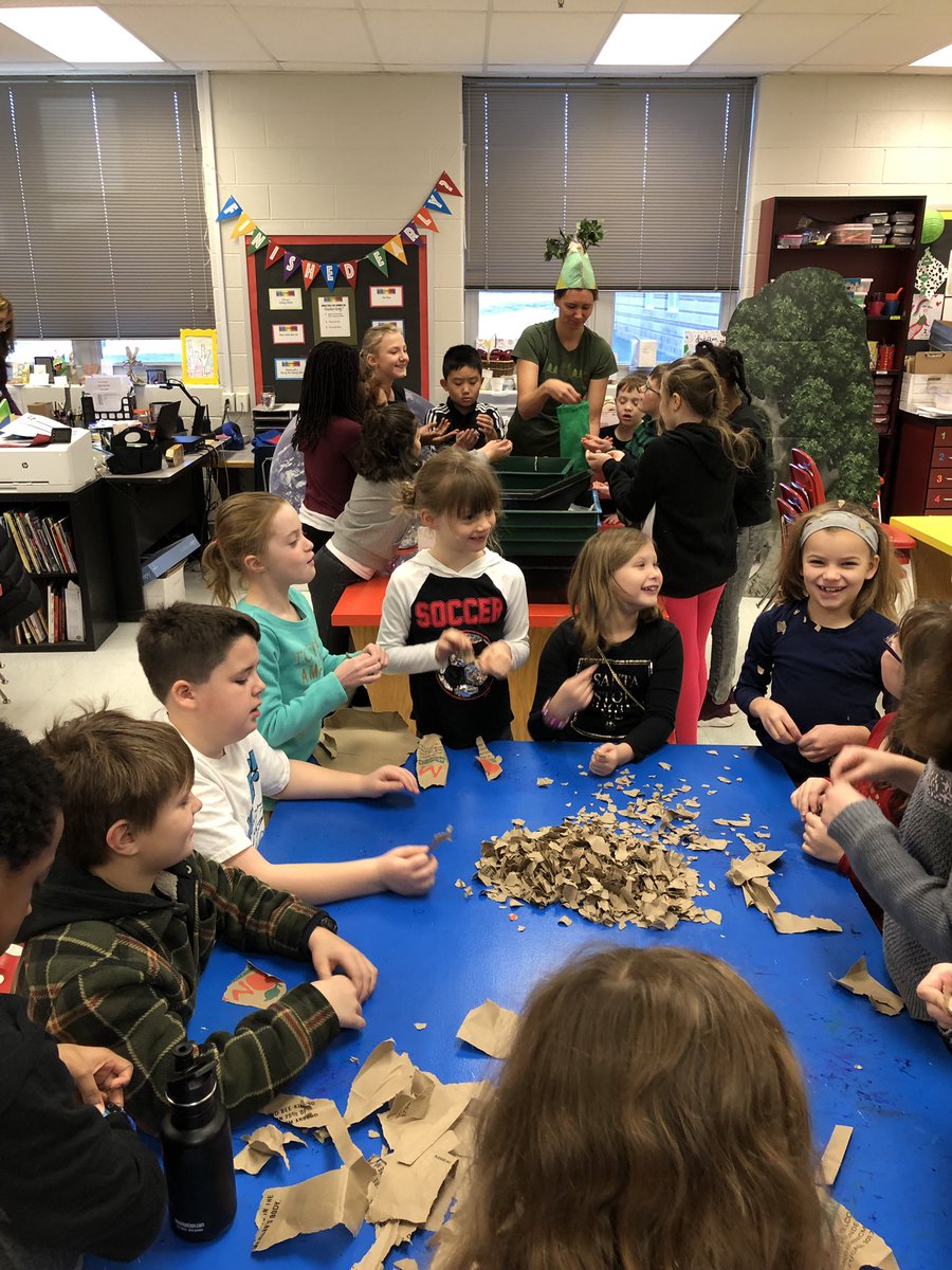 Signal Hill ES (@shespandas) on Twitter photo Our NEW Environmental Club had a great time together learning about worm composting on 1/11/19. @pandaprincipal <a href="/SignalHillPTO/">Signal Hill Elementary PTO</a> @anna_houseworth Our NEW Environmental Club had a great time together learning about worm composting on 1/11/19. @pandaprincipal <a href="/SignalHillPTO/">Signal Hill Elementary PTO</a> @anna_houseworth
