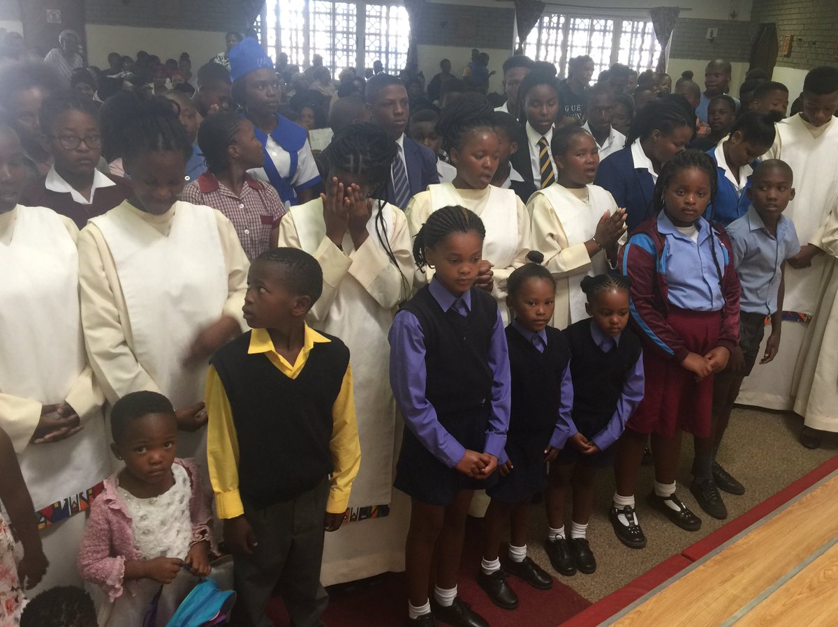 rampehlobo's tweet photo. Today at our #BackToSchoolMass we prayed for educators, students & learners. #Makufundwe for #humanexcellence. #BackToSchool #MakeEducationFashionable #EducationForFuture #EducationForAll https://t.co/c890yCSPvC