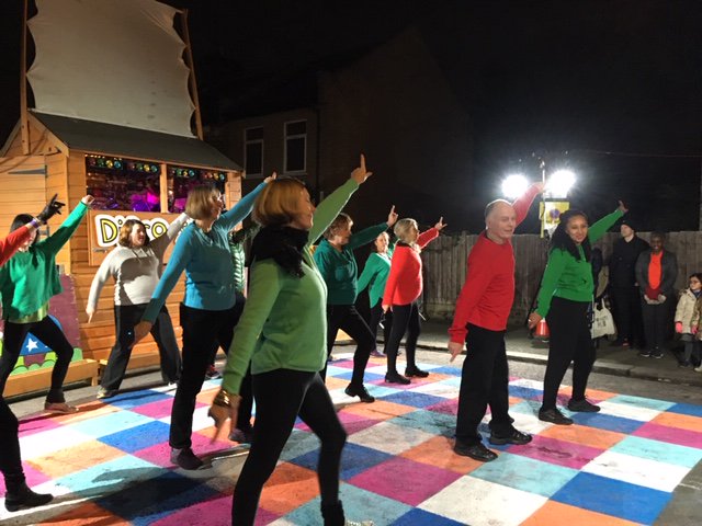 ClareVFarrow's tweet photo. NEW Dance Classes start This Week!  Come join in the fun! 
Clare's Dance Class, Mondays Beginners at @TheCentrE17 &amp; Intermediates 58 Orford Rd #E17 &amp; Tuesdays @RedbridgeDrama https://t.co/Ris7NfbMFw 

#MovE17 Wednesdays @GnomeHouseCIC https://t.co/gCF2E2hmgn https://t.co/BQu6KOngCw