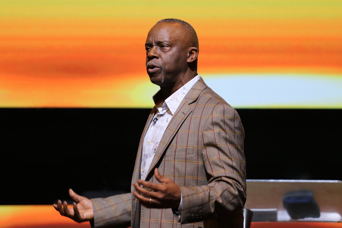 "PRAYER reveals to us the amazing plans God has for our lives!” - Bishop @CourtneyMcBath
•
•
•
Today's message is NOW available in MP3 & CD here: http://bit.ly/2FoFUN1
#Consecration2019
#CRCNorfolk