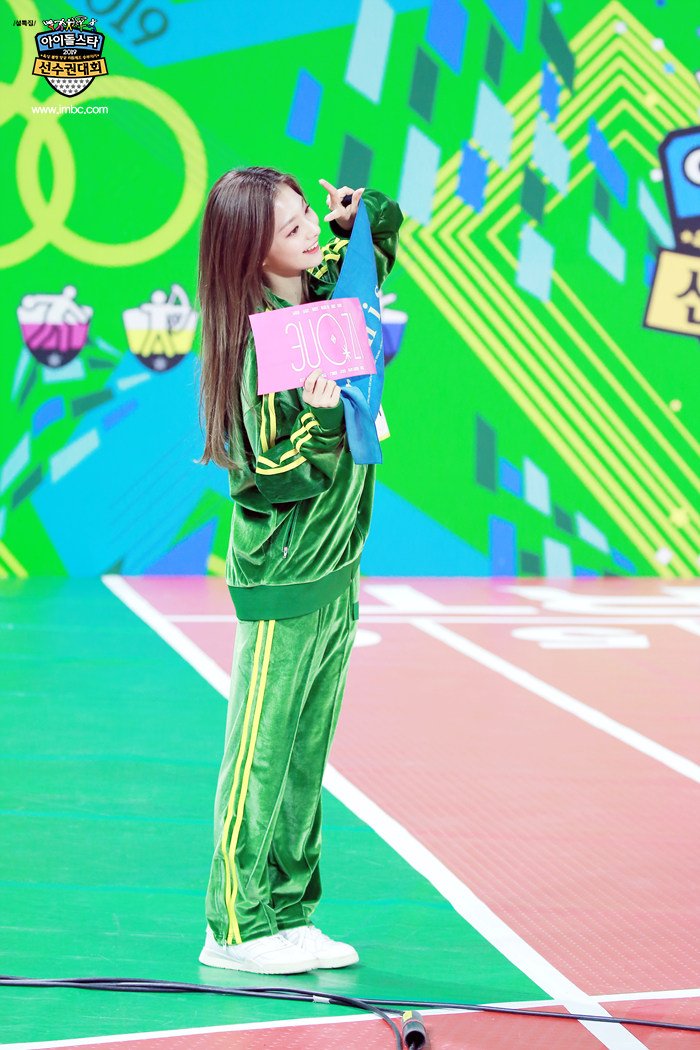 Dx--BE_U0AI02hm.jpg:large