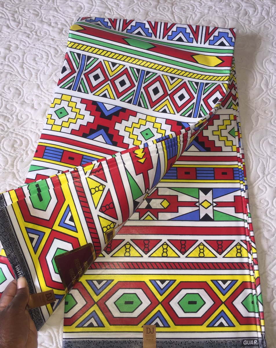 MweeneOlive's tweet photo. 🛍🎈💓Buy any 3 #Africanprints and get R100 0ff your total bill, offer ends 2nd February, 2019. DM or what’s app 0799167658 for orders, shop online @ https://t.co/0rC1NmsL1h https://t.co/JLyaRGnUfz