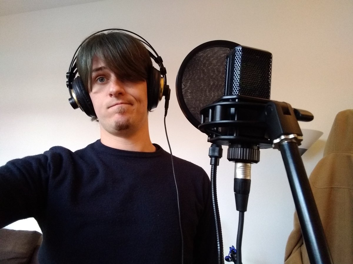 ScepticalRabbit's tweet photo. Spent my weekend failing at writing vocal melodies for @FeathersWnS. Hopefully, everyone else had a more relaxing time. 
#music #homerecording #homestudio #rockmusic #indiemusic #indierock #alternativerock #rockduo https://t.co/uGeE3dSZGx