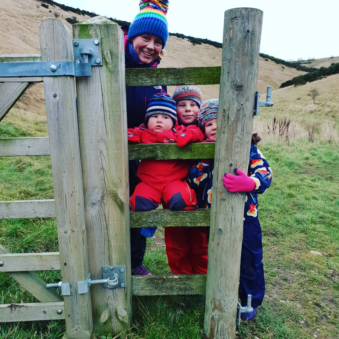 CarolSaundersSS's tweet photo. #Day26 Challenging 11k hill walk along the #woldsway #MinsterWay and #millingtonwoods with my 3 walking buddies spotting #SoaringRedKites and finishing off with Apple pie @ramblersrest4...#TeamSteadman #YourGoTri @yourgotri @REDJanuaryUK #redjanuary https://t.co/Ik3cJ23aiK