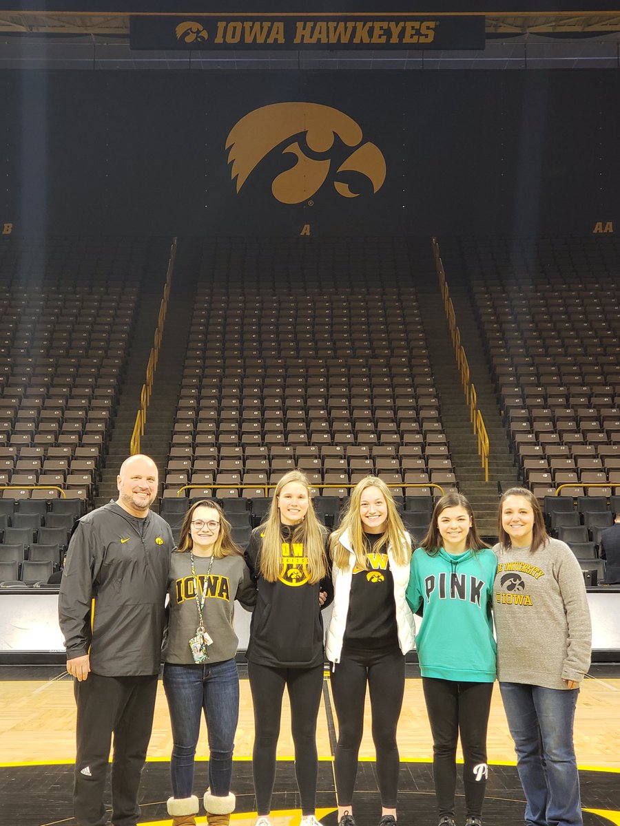 Stockton Lady Blackhawks Basketball tweet media