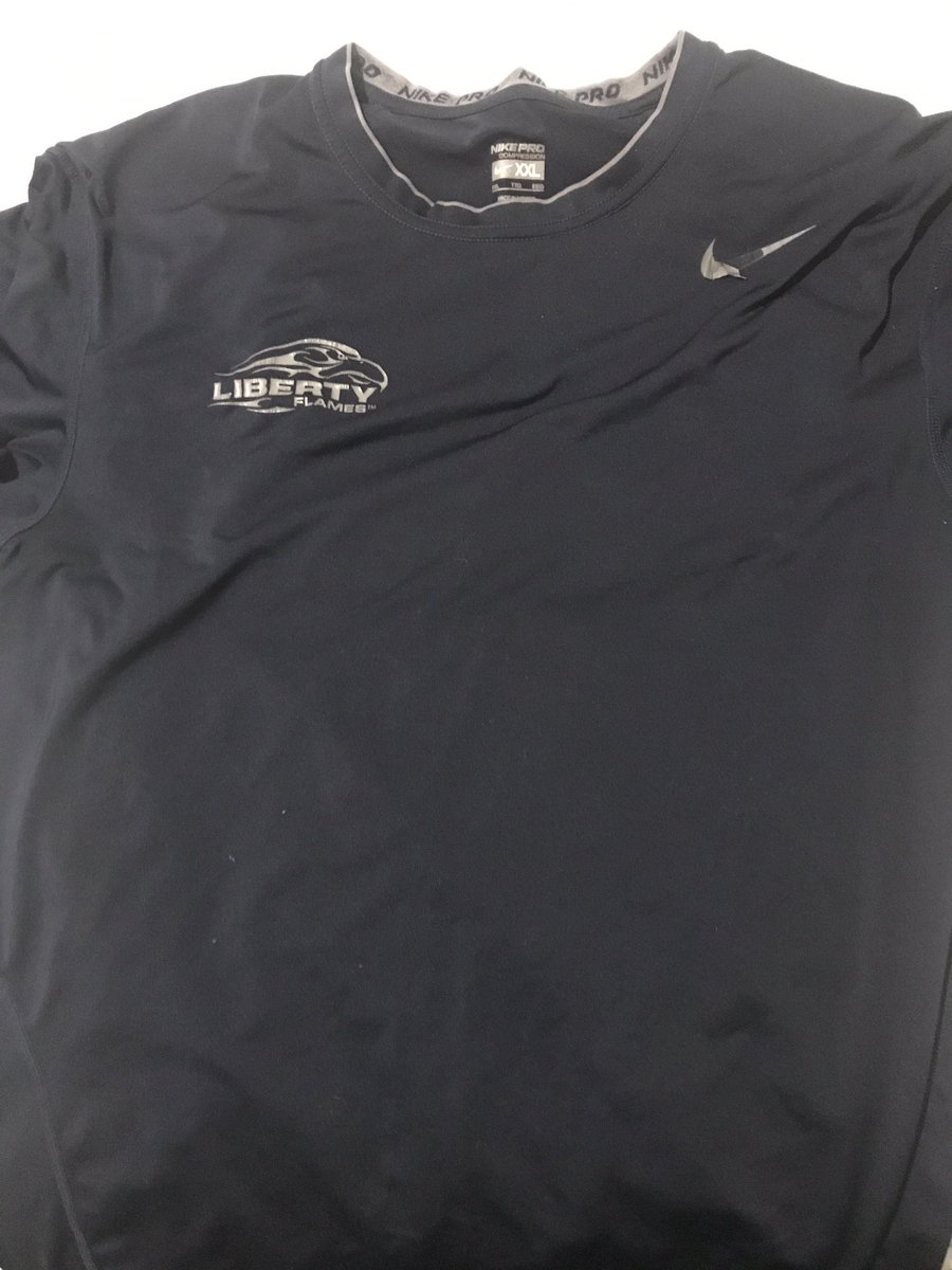 Derrickjames4's tweet photo. @JVP21 @Rkemrite05 Can't say it's my favorite, but it is the tim riggins of goalkeeper under shirts https://t.co/Ju9sHyINM4