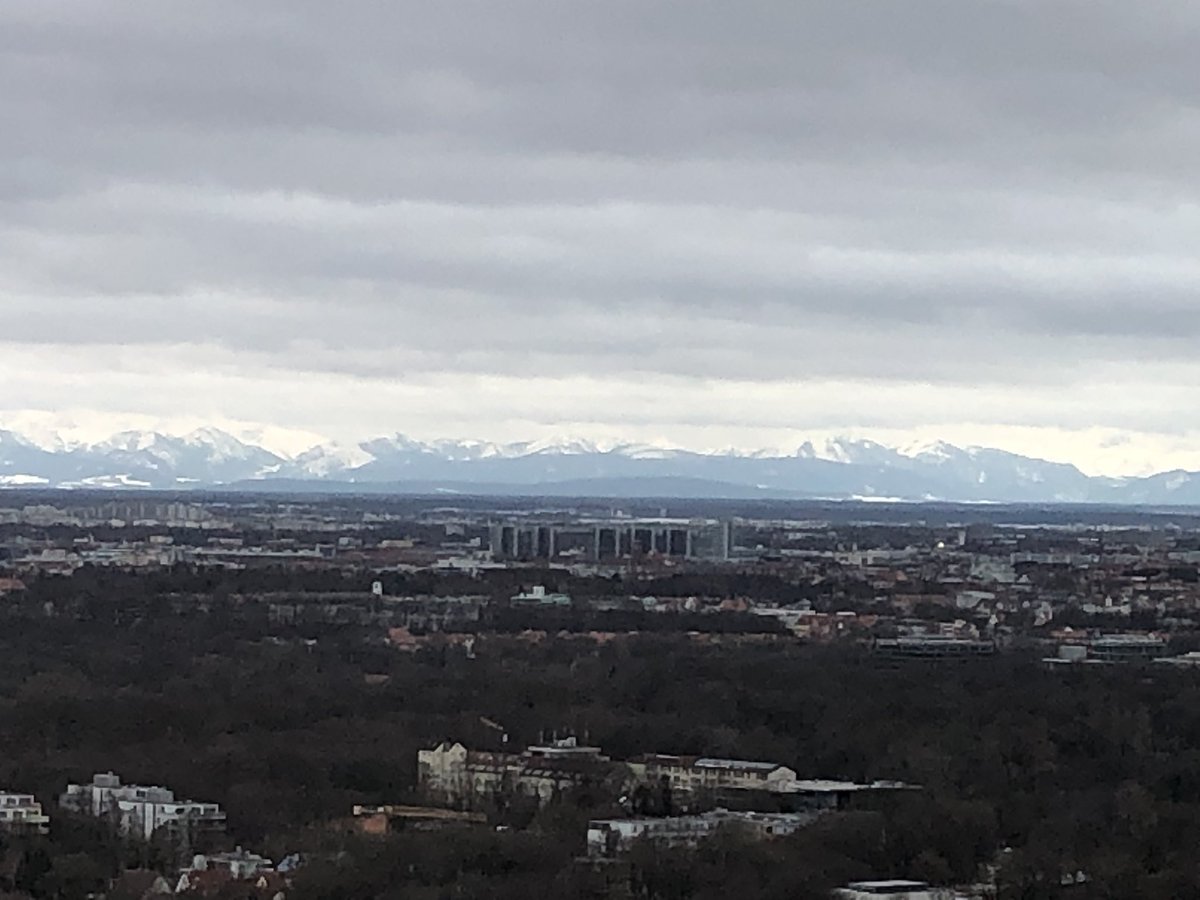Was für eine Aussicht heute Morgen! Da geht Frau gern zur Arbeit ins #IBM #WatsonIoTCenter #München zum Workshop mit #UrbanMobilty