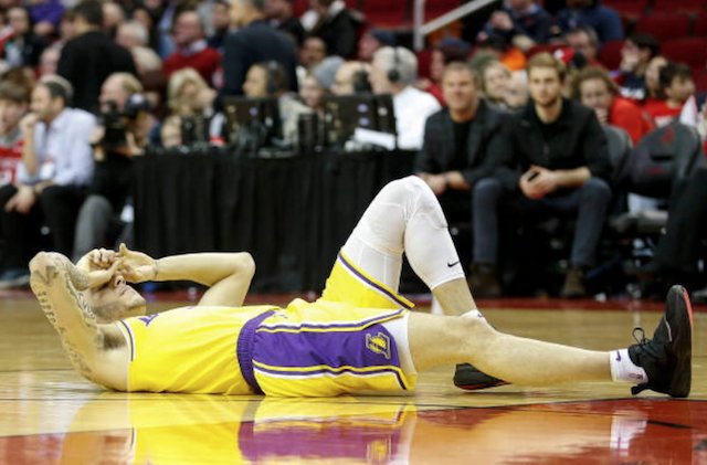 LakersNation's tweet image. Lonzo Ball felt like he was in a good rhythm, which made his ankle injury 'bad timing.'
lakersnation.com/lakers-news-lo…