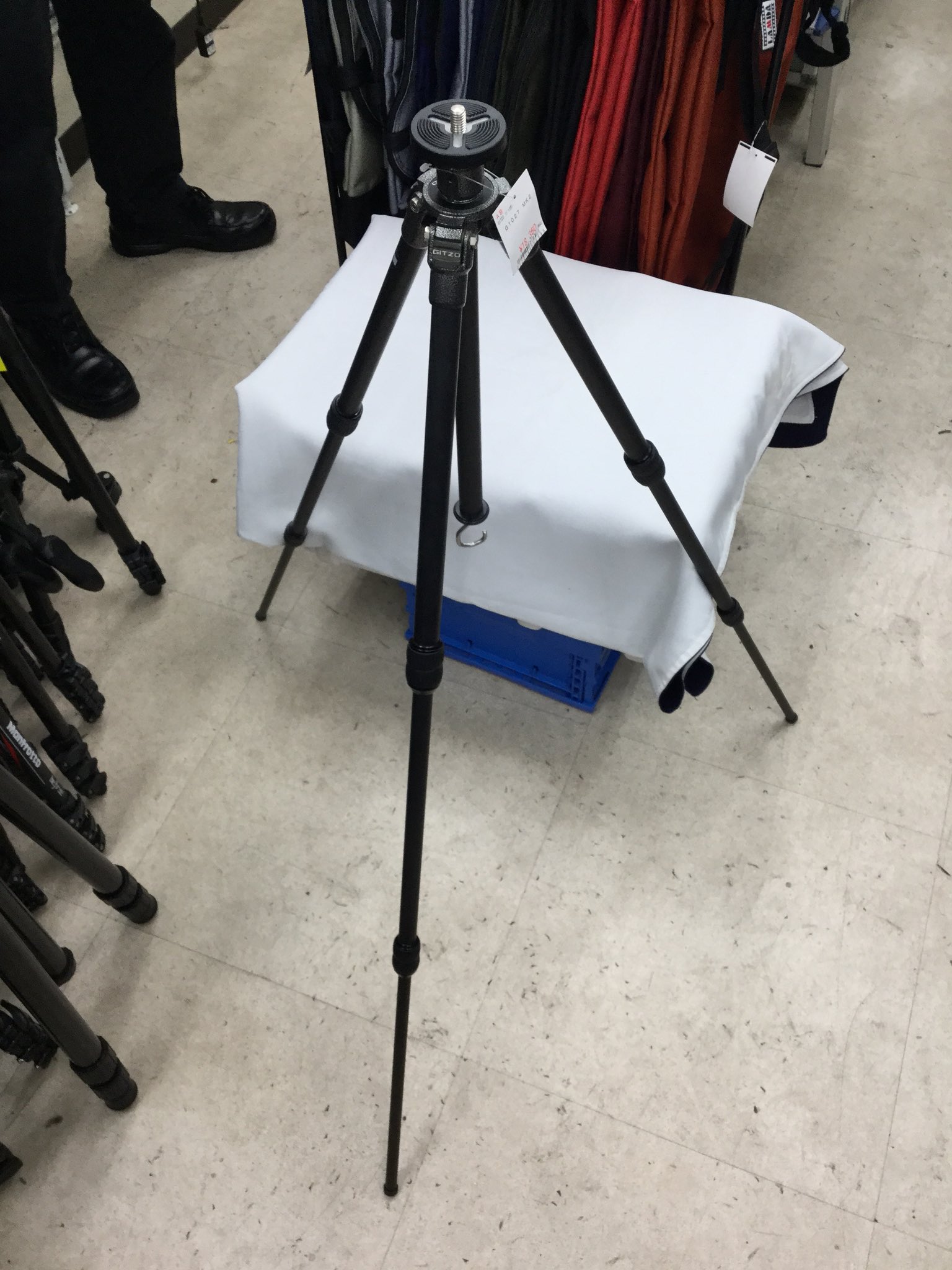 GITZO G1027 MK2 カーボン三脚 マウンテニア 3段ラピッド 0型