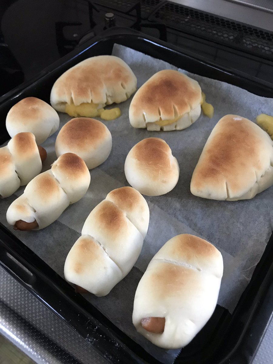 かなま あかん 中のクリーム飛び出てきた 手作りパン 捏ねないパン 失敗パン 笑