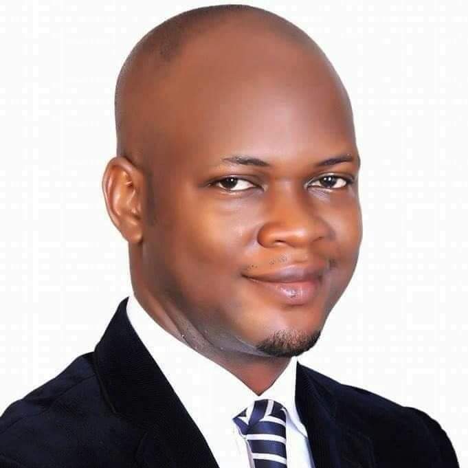 Architect Aondoaver Lawrence Utsaha will be on Harvest 103.5 FM, Makurdi this morning by 9:15am to discuss why he supports Benue APC Governorship candidate, Rt. Hon. Emmanuel Jime and also about the Jime/Ode plan dubbed "Rebuilding Benue Together".

Don't miss this!
