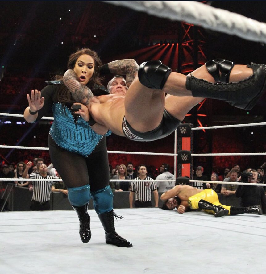 Nia Jax enters the men’s Royal Rumble match!