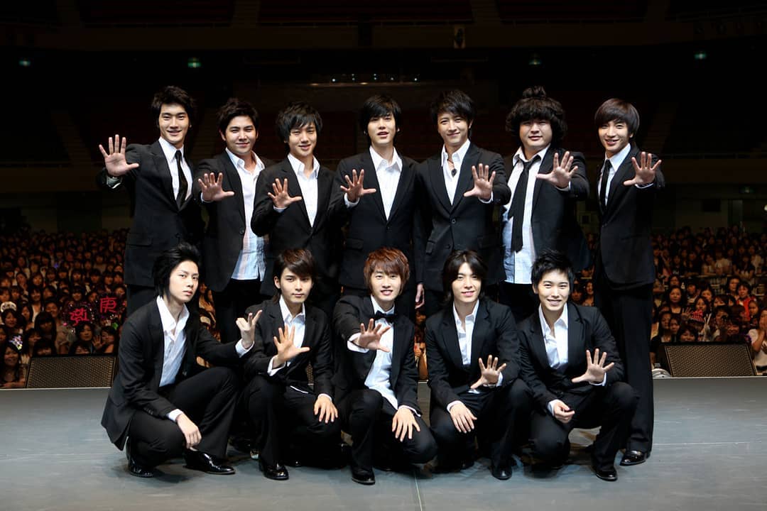 NafaKamilia's tweet photo. Congrats my oppas @SJofficial 💙💙

#SJ_KKBOX_MusicAward 
#SuperJunior_KKBOX_ArtistOfTheYear https://t.co/QiBzNDqPr9