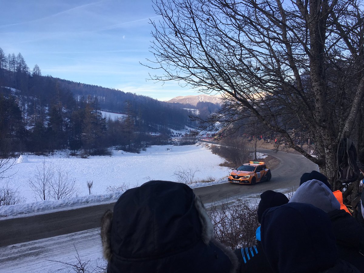 Col de la Moissiere, 9h59. Passage de Bruno Saby dans la voiture 0 #RallyeMonteCarlo #RallyMC #WRC