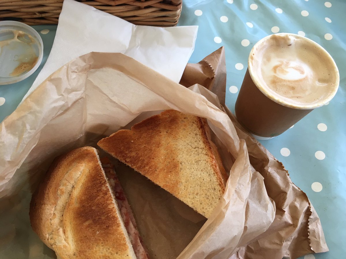 GrabYourSpoon's tweet photo. Bacon butty from @oniondeli, flat white from @StreetCoffeeCo - breakfast 👌 at Lark Lane market. https://t.co/7kBn7rDKyu