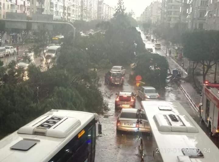 AntalyaRT's tweet photo. Doğa, Antalya'dan intikam alıyor gibi. https://t.co/QRiZBrK9HI