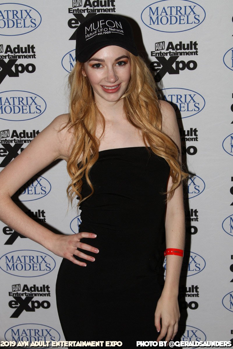 Nude Porn Models on Twitter: "RT @geraldsaunders: Sexy Ivy Jones