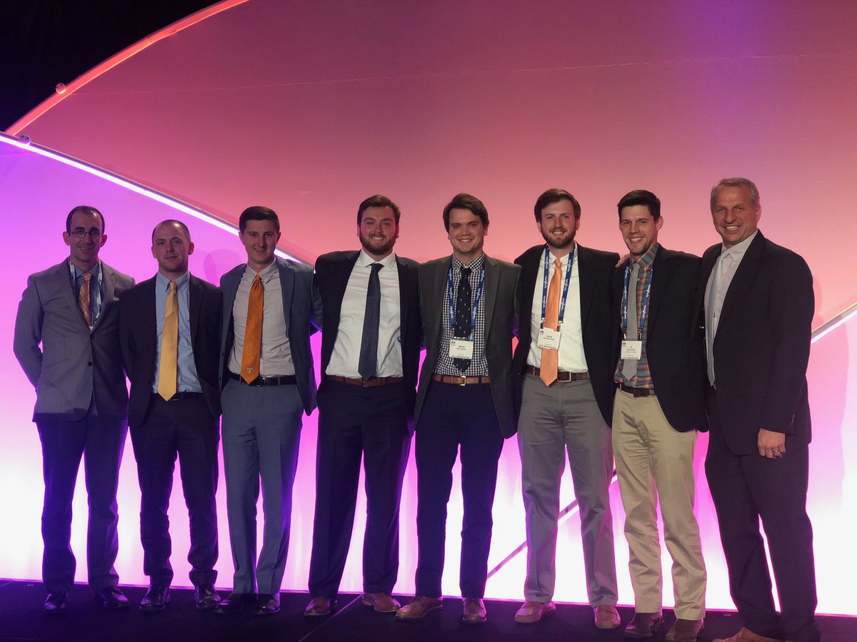 Big night for our students and faculty <a href="/FieldExperts/">SFMA</a> Awards Banquet. Congrats to all the award and scholarship winners. Proud of our #VFLs