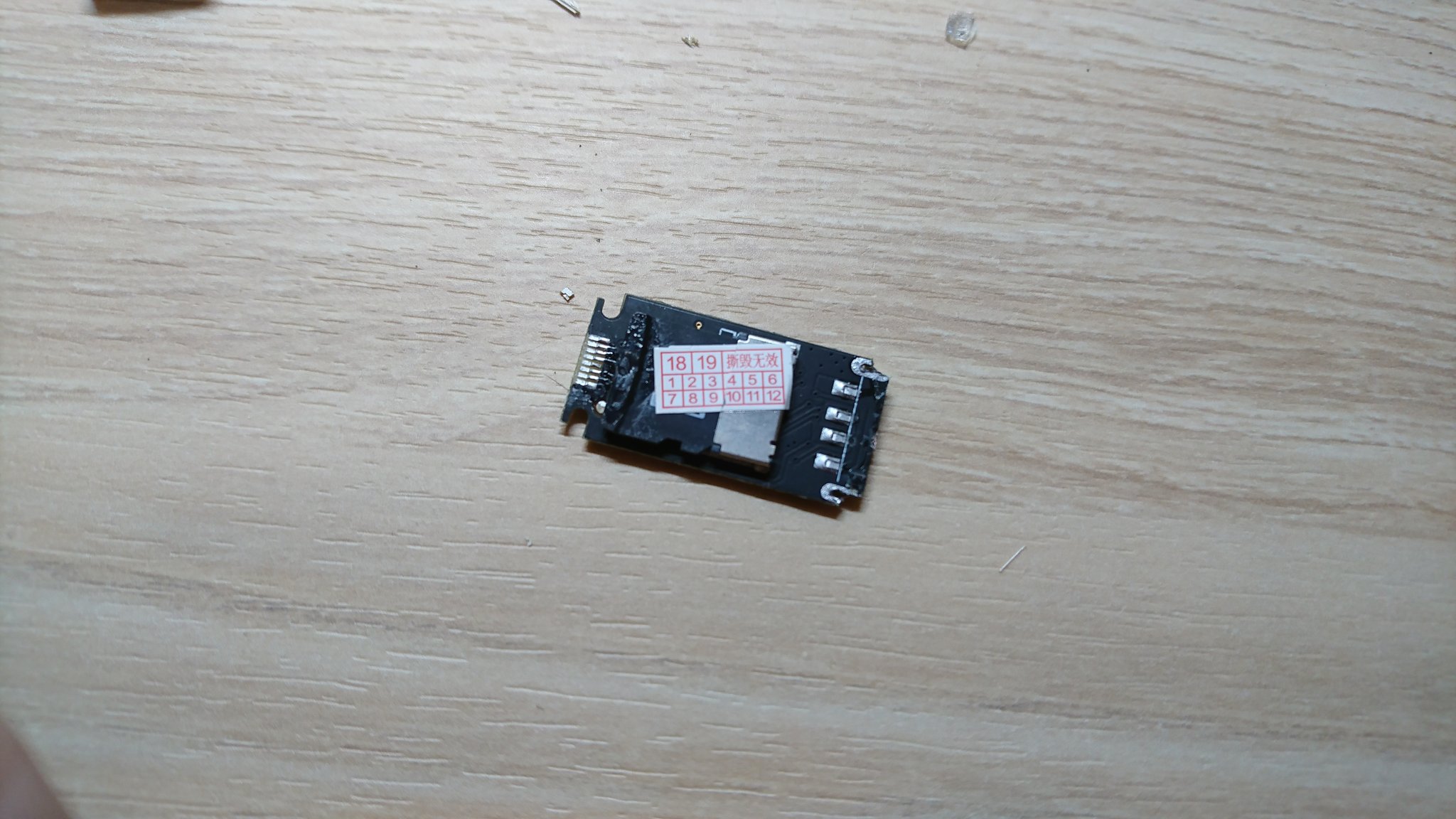 Mahiron على تويتر 前に容量偽装って言ったusbメモリ分解したら 中身が容量偽装のmicrosdだった Mahiron على تويتر 前に容量偽装って言ったusbメモリ分解したら 中身が容量偽装のmicrosdだった