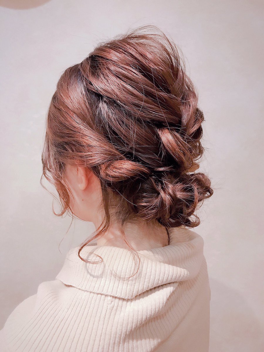 Mieux北仙台 على تويتر くるりんぱギブソンタック ラフなアレンジでも崩れにくいのでオススメです 寒い時期こそ首元スッキリ美人に Mieux 北仙台美容室 仙台美容室 仙台美容師 簡単アレンジ ギブソンタック ミディアムアレンジ ボブアレンジ ハイ