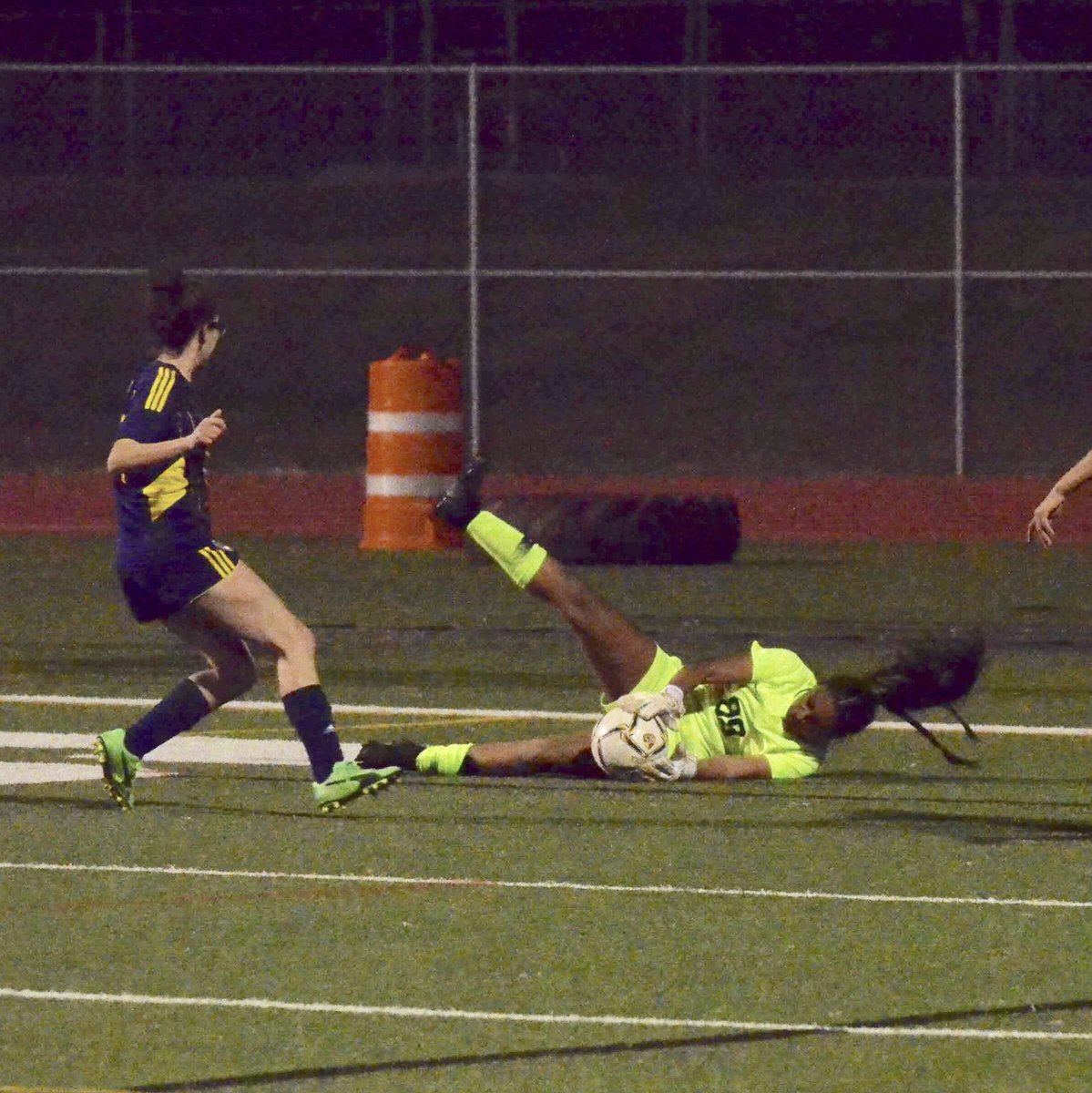 KMACandHeating's tweet image. Hendrickson vs. Stony Point Junior Varsity Soccer #MoodyGirls
@HHS_hawknation 
@PfISDAthletics 
#HawkYeah 
@kmacsports 
@HHSCO2021 
@varsity_news 
@jensennmoody 
@Moody_1235 
@HHS_HypeCrew
@HawkNationHHS @HawkWmnsSoccer 
@HHSHawkSoccer