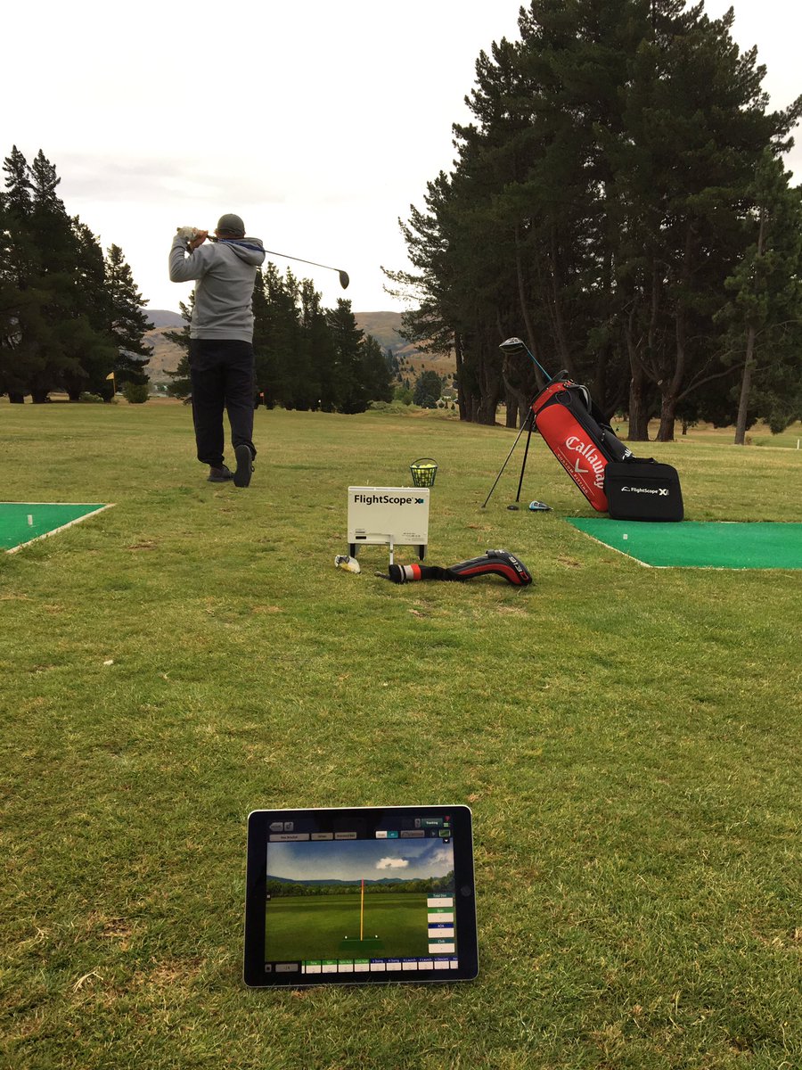 MooreGolfNZ's tweet photo. Take the guess work out of getting new clubs and book in for a custom club-fitting @FlightScopeGolf @CallawayGolf @TaylorMadeGolf @Titleist @cobragolf @WilsonGolf @TourEdgeGolf https://t.co/g3sjStrKDG