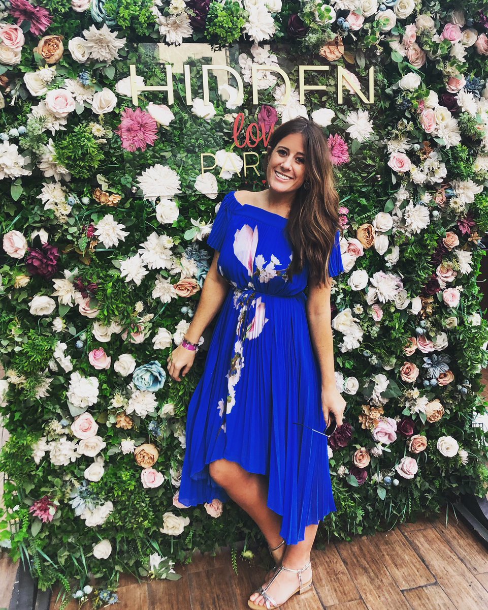 KayTrot's tweet photo. Immigrant life is not so bad. 🍾 #HiddenBrunch https://t.co/f11jO6R2bX