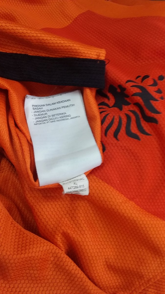 Anggaeru8's tweet photo. Belanda
Size xl
L60 x P74
Authentic

Harga 300k
Wa.0852 7865 6170

#jakarta #bandung #malang #sleman #tangerang #bogor #JerseyCity https://t.co/ndljG8LrlJ