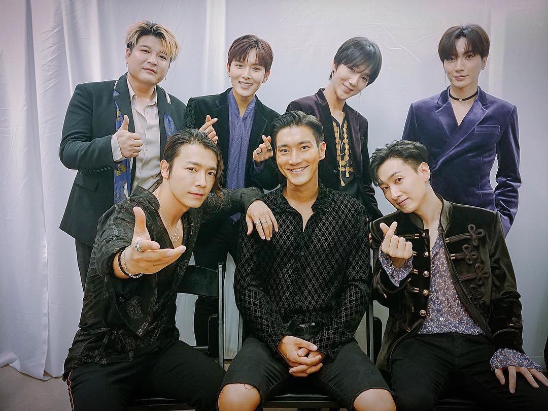 kqEqZbNC7AhW4ZG's tweet photo. #SJ_KKBOX_MusicAward
 Congratulations!!! Oppa must be very happy on this https://t.co/r8eRNqDDfi