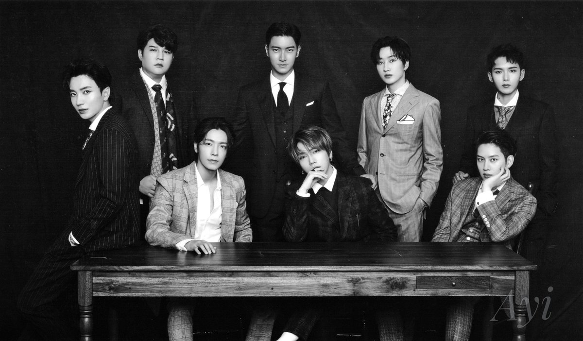 HuLantian's tweet photo. #SJ_KKBOX_MusicAdward
@SJofficial 
Congratulations to my precious boys 
And we'll always be behind you https://t.co/GX83g69ySp