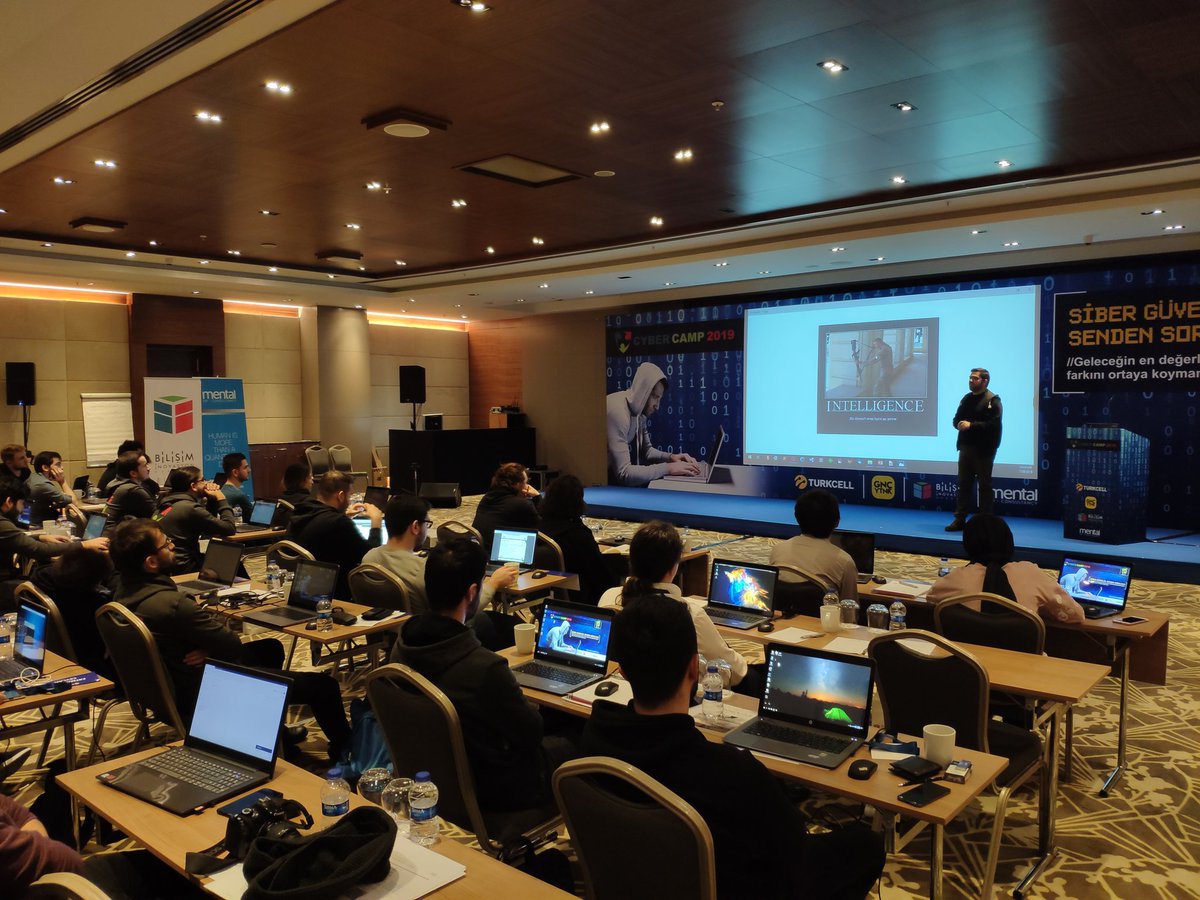 Mahir YÜKSEL'in anlatımıyla Siber Tehdit İstihbaratı dersimiz devam ediyor. #cybercamp2019 @ykslmhr