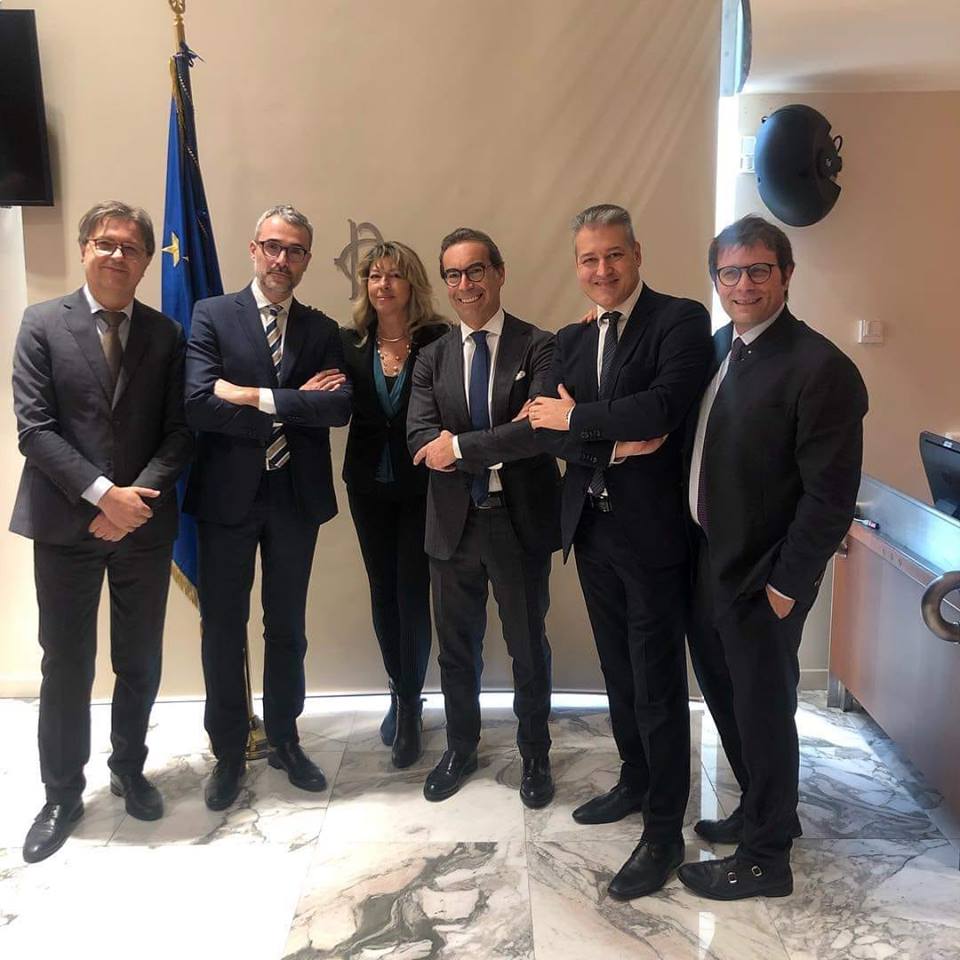 ManagerdiRete's tweet photo. Roma, 18 gennaio 2019, Sala Nilde Iotti, Piazza del Parlament
Un sentito grazie ad @Agenzia_Ansa per l'articolo sul convegno con @ASSORETIPMI alla Camera 'Soluzione delle Reti d’Impresa alla parcellizzazione del Sistema Locale di Offerta Turistica' @RETIDIMPRESA @RETIDIMPRESEPMI https://t.co/PGGpNzNWCj
