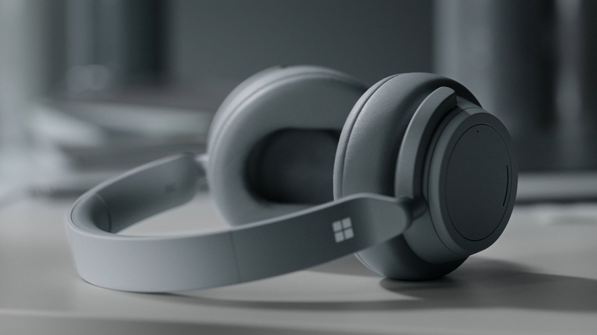 inc_group_uk's tweet photo. If you are attending #D365SatSco then you have the opportunity to win a pair of Microsoft Surface Headphones! 

To win all you need to do is comment below telling us why you love Dynamics using the hashtag #iheartDynamics  

Winner will be announced at the after party. https://t.co/kXInUn4Ayk