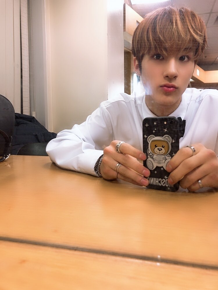 THE BOYZ (더보이즈) tweet media