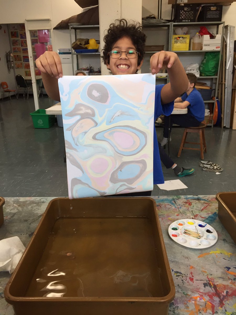 MsNaomisArtroom's tweet photo. Suminagashi @StGabriel_EMSB !! @EnglishMTL #suminagashi #japan #heritage #heritageweek #learningisfun #publicschool #mtlschool #pointstcharles #visualarts #artmatters #printmaking #papermarbling https://t.co/2eqMIgI3xa