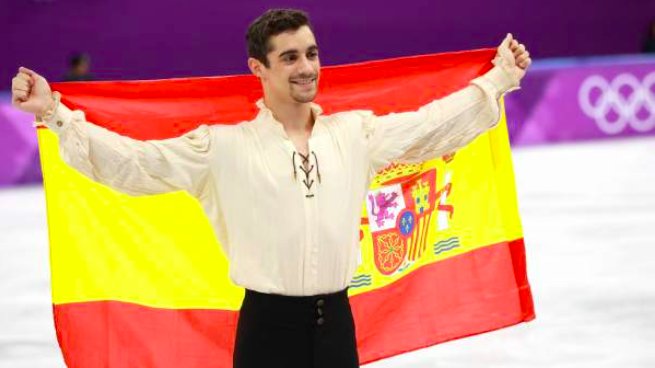 guardiacivil's tweet photo. Nuestra enhorabuena a @javierfernandez, campeón de EUROPA por ¡¡¡séptima vez!!! #Orgullo 🇪🇸
#GraciasJavier https://t.co/v3tpz9daJg